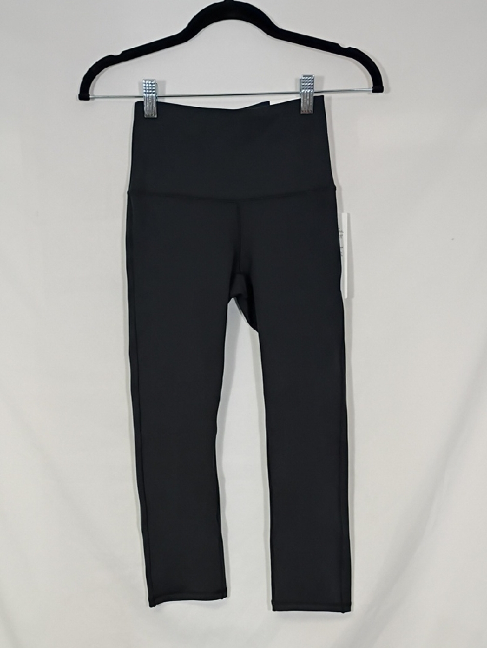 NWT Marika Shape Tek Tummy Control Black Capri Women's Sz XS Workout Athleisure
